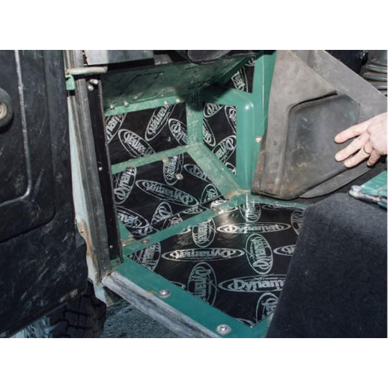 Dynamat Xtreme lyddemping - gulv foran L315