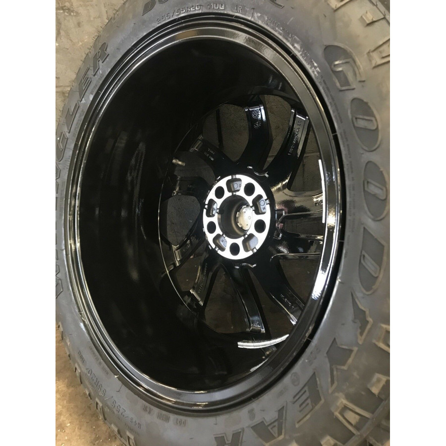 Sett med type 511 20" felger & Good Year Duratrac dekk
