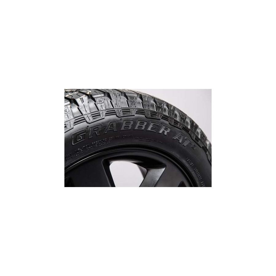 Sett med originale 19" felger & Good Year Duratrac dekk