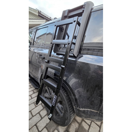 Sidestige m/svarte trinn Defender